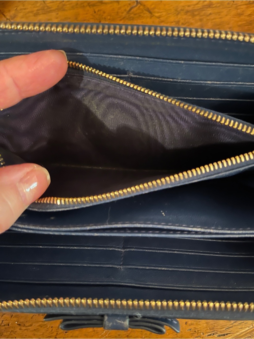 Prada Navy Leather Zip Wallet / used condition - Picture 5 of 12